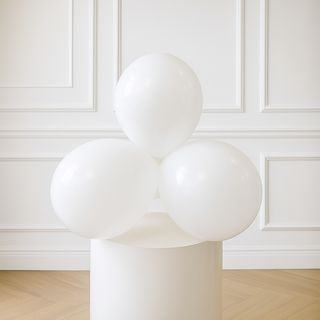 White 11 inch Latex Balloons (100PCS)